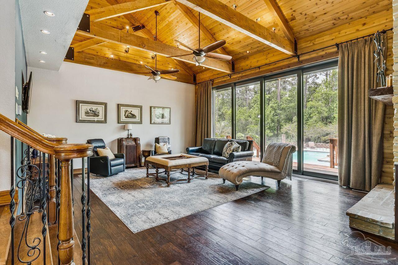 201 Tara Road Pensacola, FL 32534 - Photo 8 of 50 Gallery Image 8