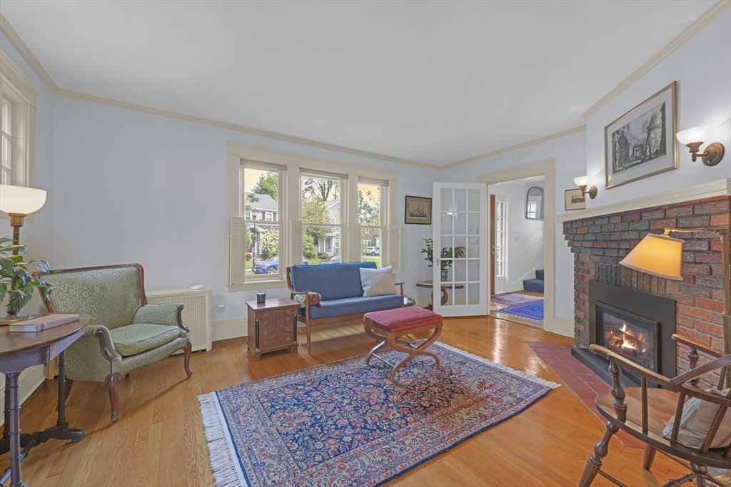 122 Longfellow Road Worcester, MA 01602 - Photo 8 of 42 Gallery Image 8