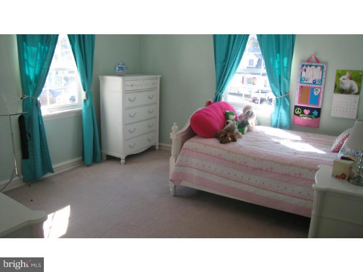212 Academy Road Hatboro, PA 19040 - Photo 14 of 19 Bedroom 2