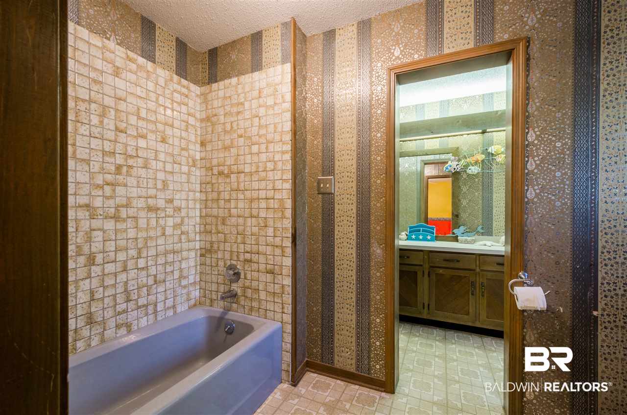 2957 Schillinger Road South Mobile, AL 36695 - Photo 20 of 33