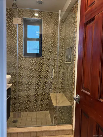 $2,100 | 73-11 Bell Boulevard, Unit 1B | Oakland Gardens