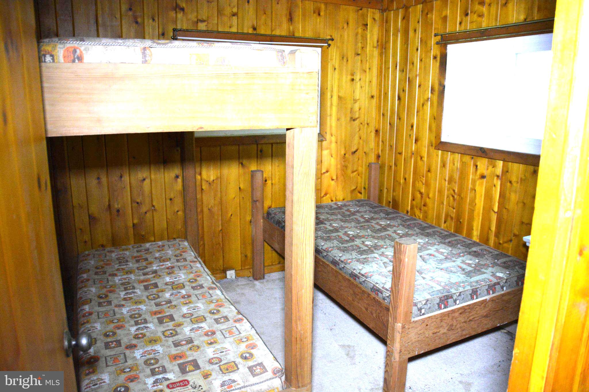 3016 Siler Road Winchester, VA 22603 - Photo 21 of 83 2nd bedroom (bunkroom)