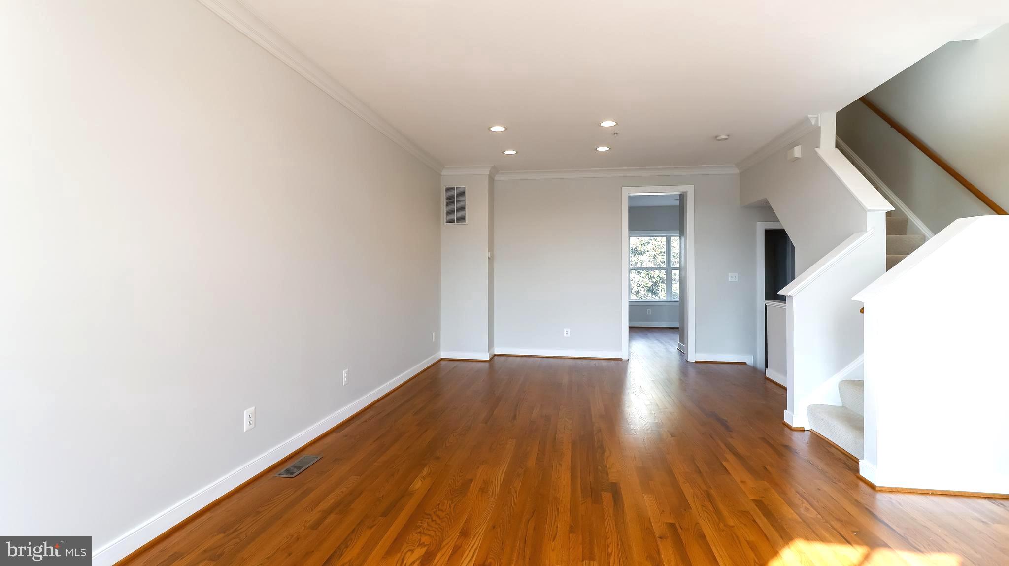 11032 Amherst Avenue Silver Spring, MD 20902 - Photo 14 of 37 Gallery Image 14