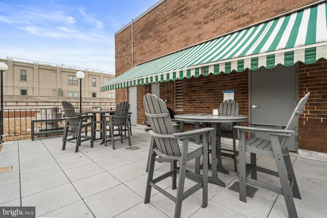 $349,000 | 1420 N Street Northwest, Unit 412, Washington, DC 20005