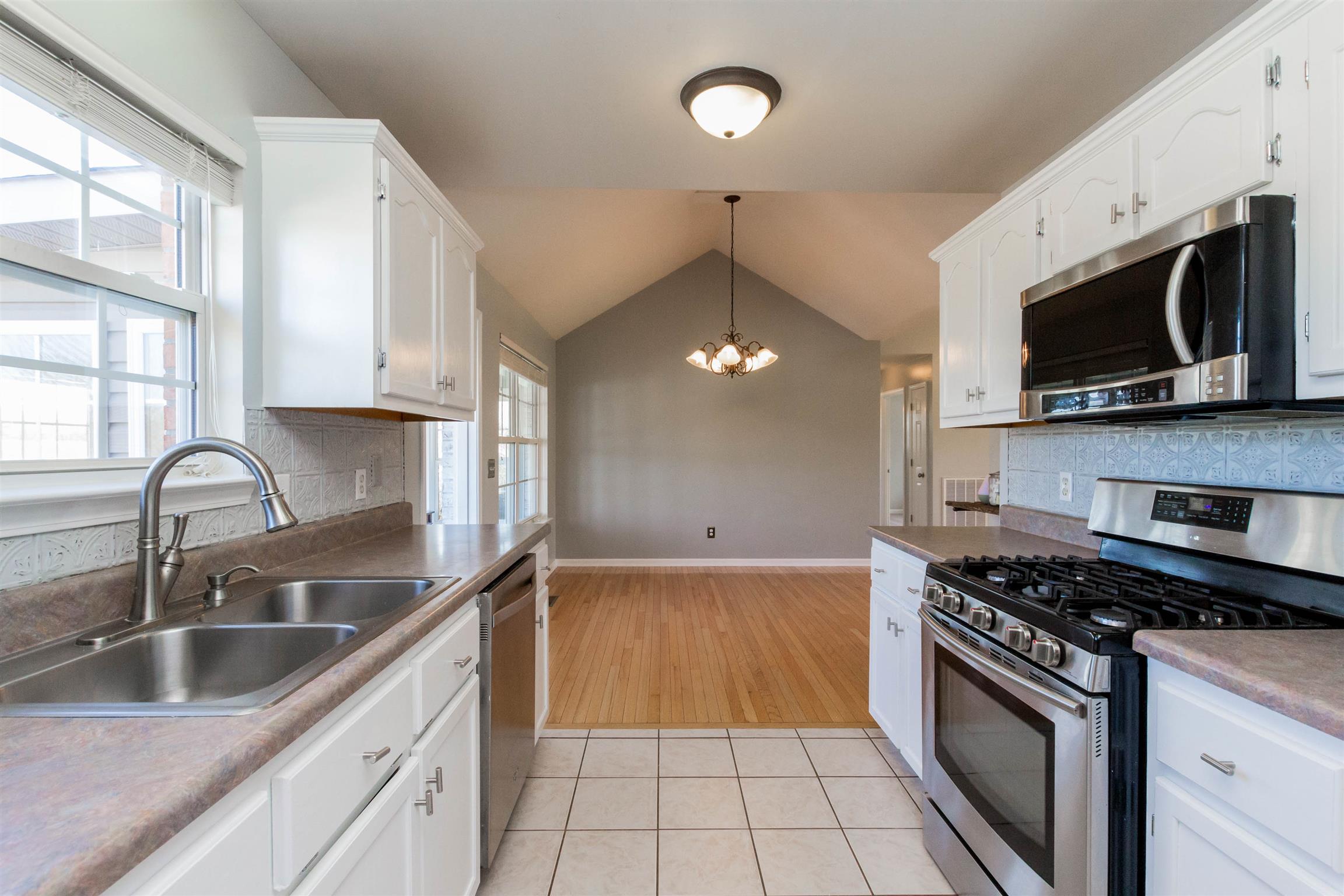 1547 Errel Dowlen Road Pleasant View, TN 37146 - Photo 12 of 25 Gallery Image 12