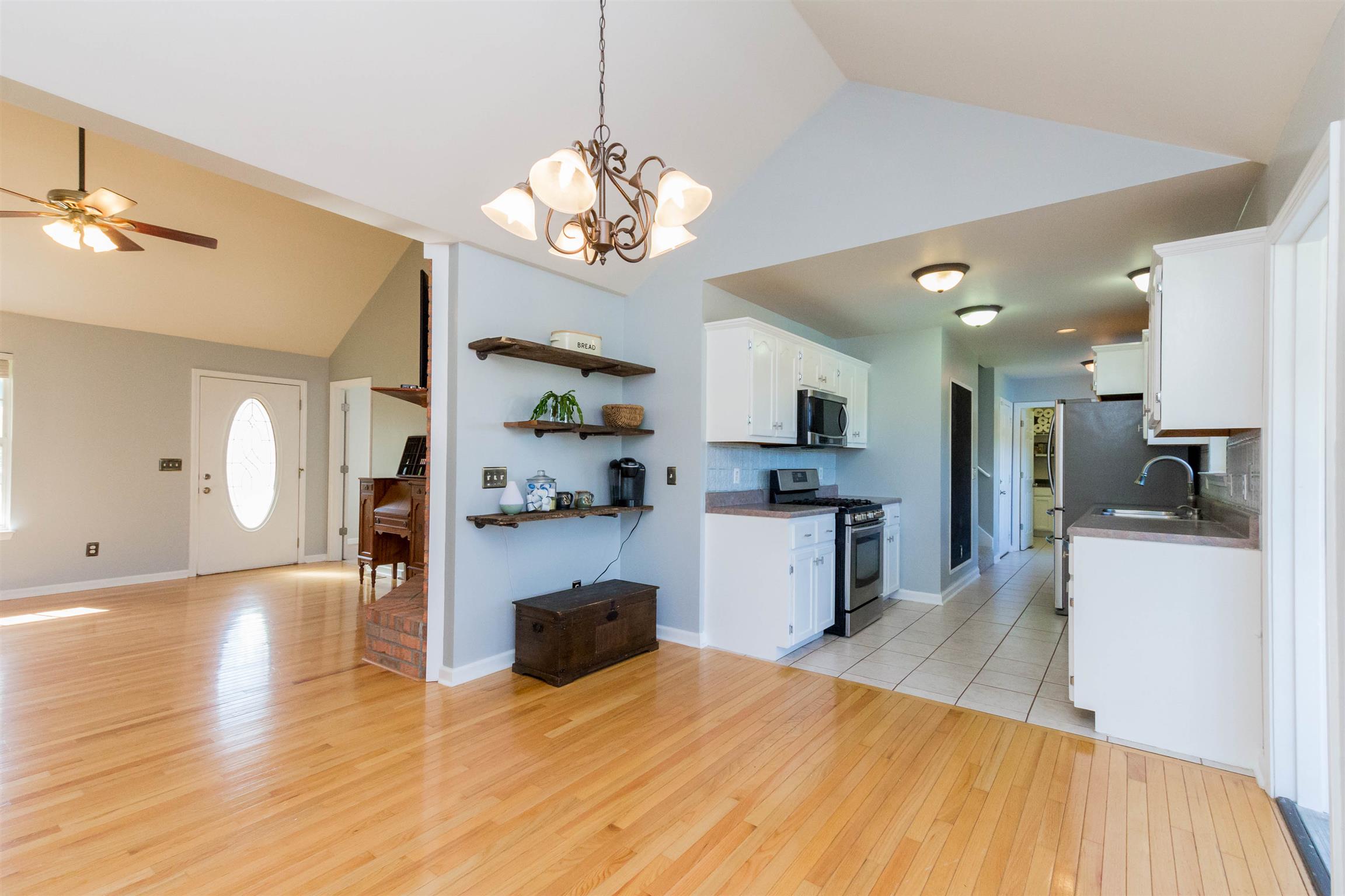 1547 Errel Dowlen Road Pleasant View, TN 37146 - Photo 10 of 25 Gallery Image 10