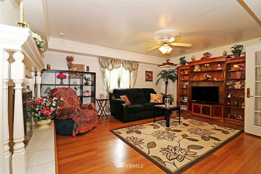 17506 Brook Boulevard Bothell, WA 98012 - Photo 5 of 25