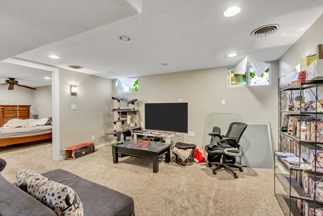 90 West 7500th Street South Midvale, UT 84047 - Photo 19 of 33