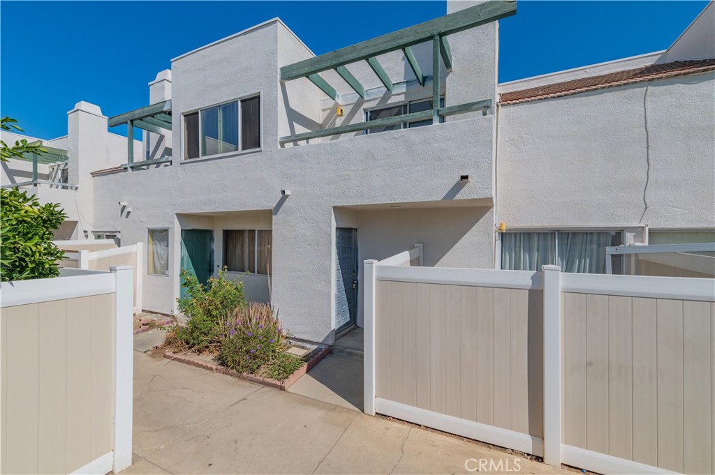 20240 East Arrow Highway, Unit D Covina, CA 91724 - Photo 1 of 25