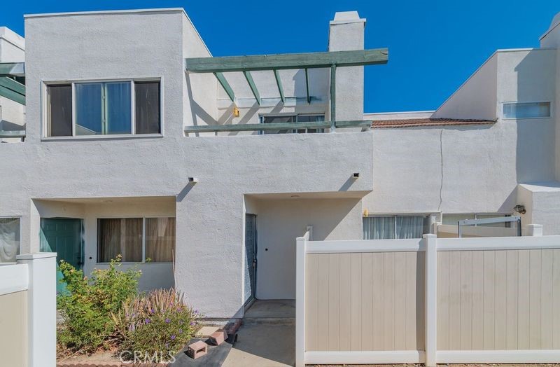 20240 East Arrow Highway, Unit D Covina, CA 91724 - Photo 2 of 25