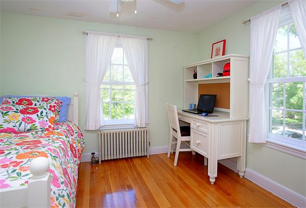 53 Emerson Road Watertown, MA 02472 - Photo 6 of 12 Gallery Image 6