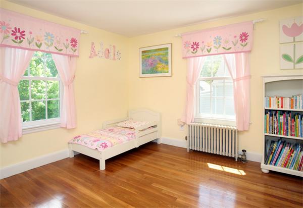 53 Emerson Road Watertown, MA 02472 - Photo 7 of 12 Gallery Image 7