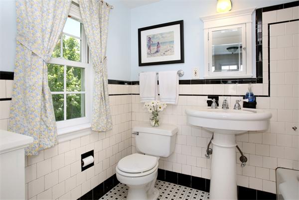 53 Emerson Road Watertown, MA 02472 - Photo 8 of 12 Gallery Image 8