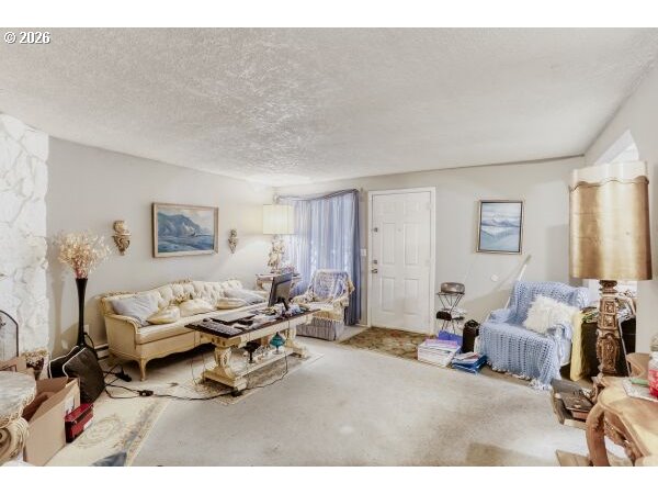 625 North Buffalo Street Portland, OR 97217 - Photo 2 of 15