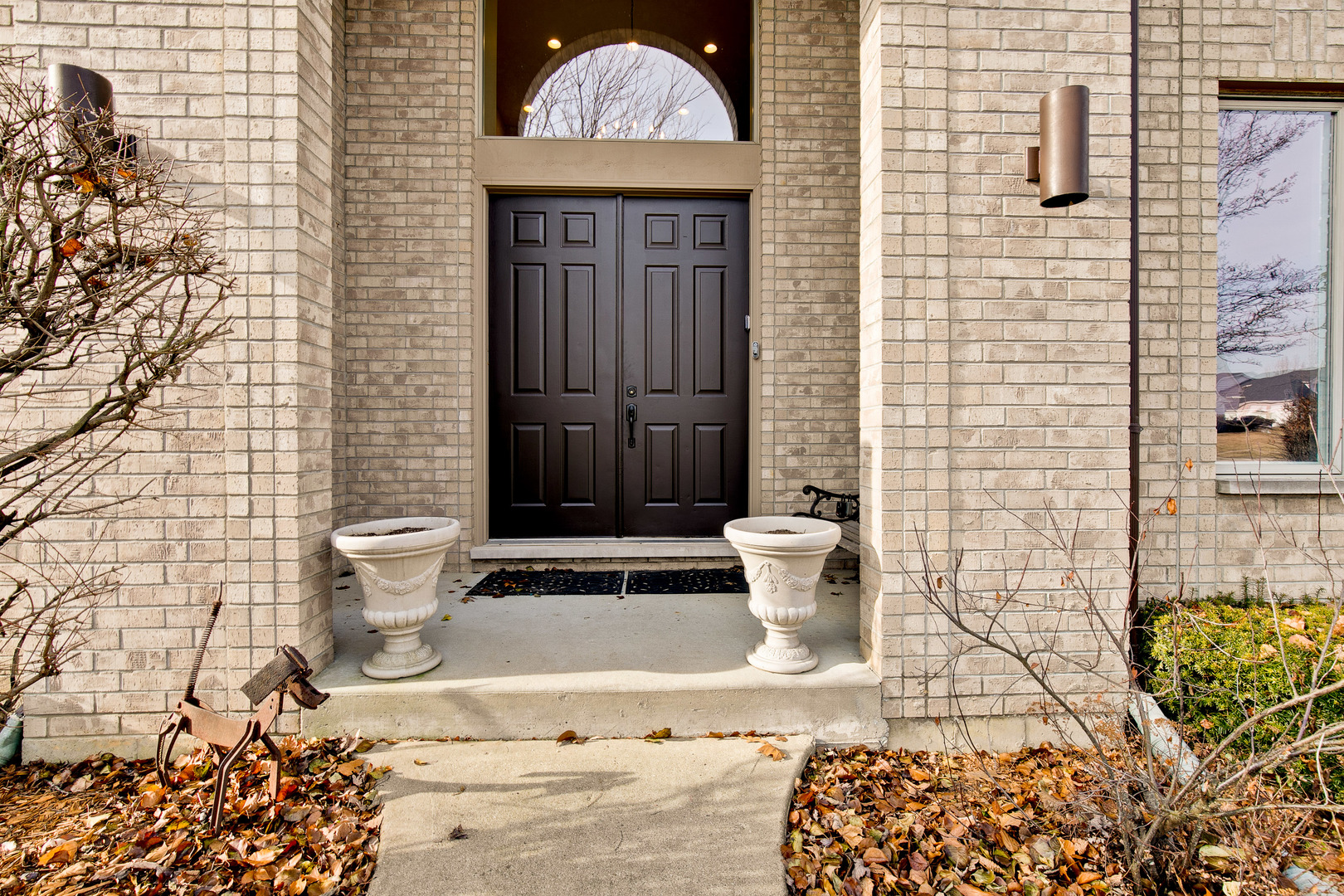 2023 Sheridan Road Buffalo Grove, IL 60089 - Photo 3 of 45