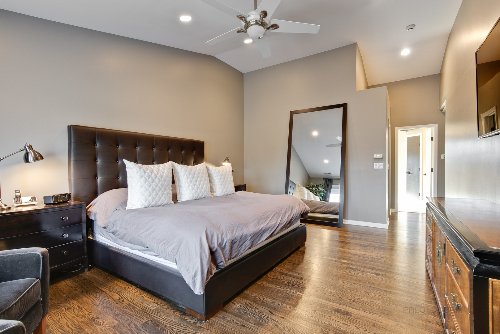 2023 Sheridan Road Buffalo Grove, IL 60089 - Photo 22 of 45