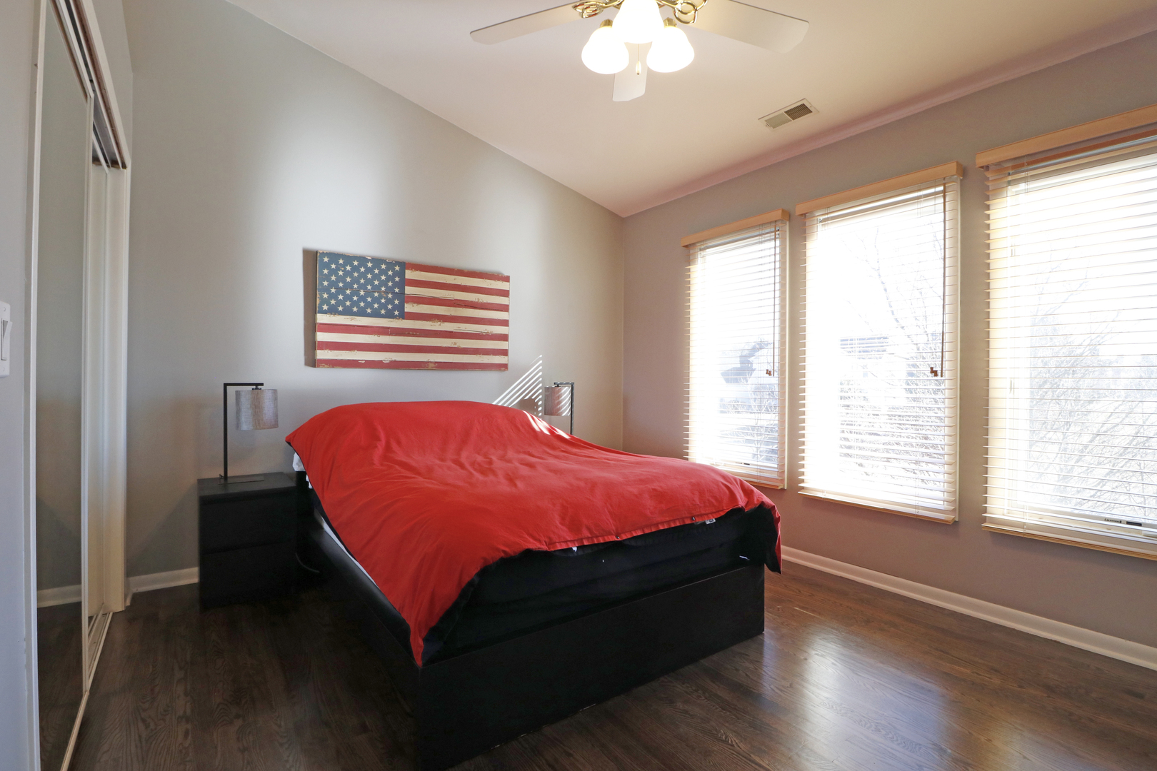 2023 Sheridan Road Buffalo Grove, IL 60089 - Photo 25 of 45