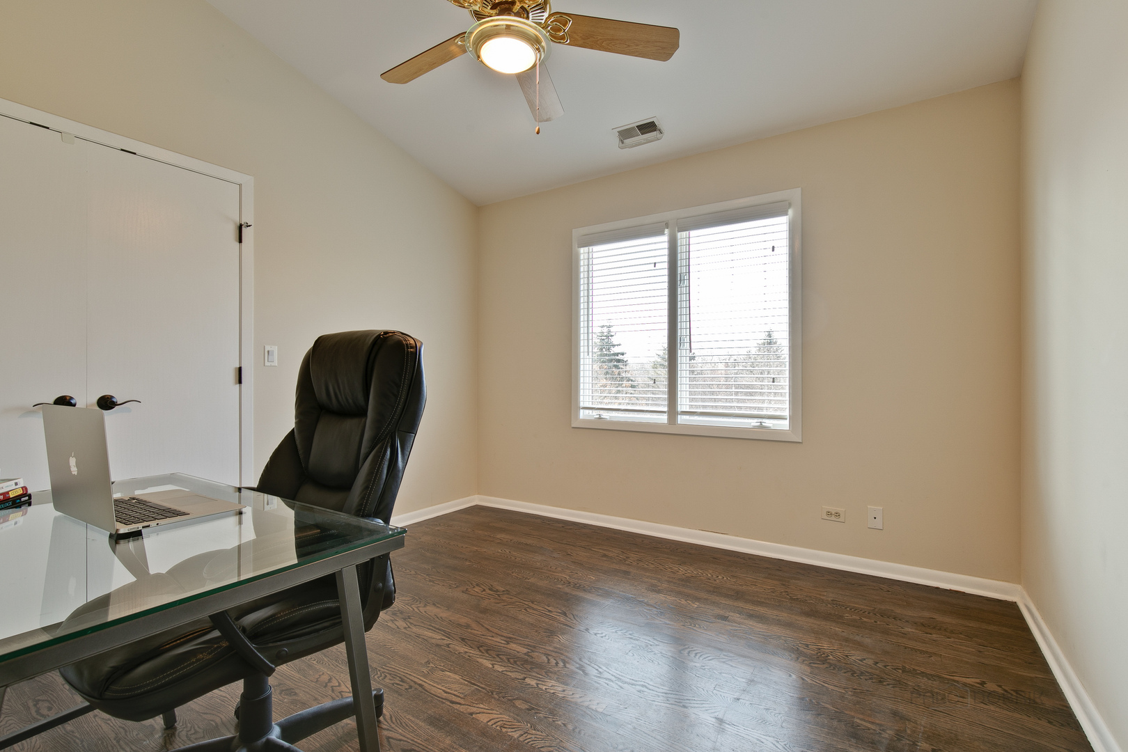 2023 Sheridan Road Buffalo Grove, IL 60089 - Photo 28 of 45