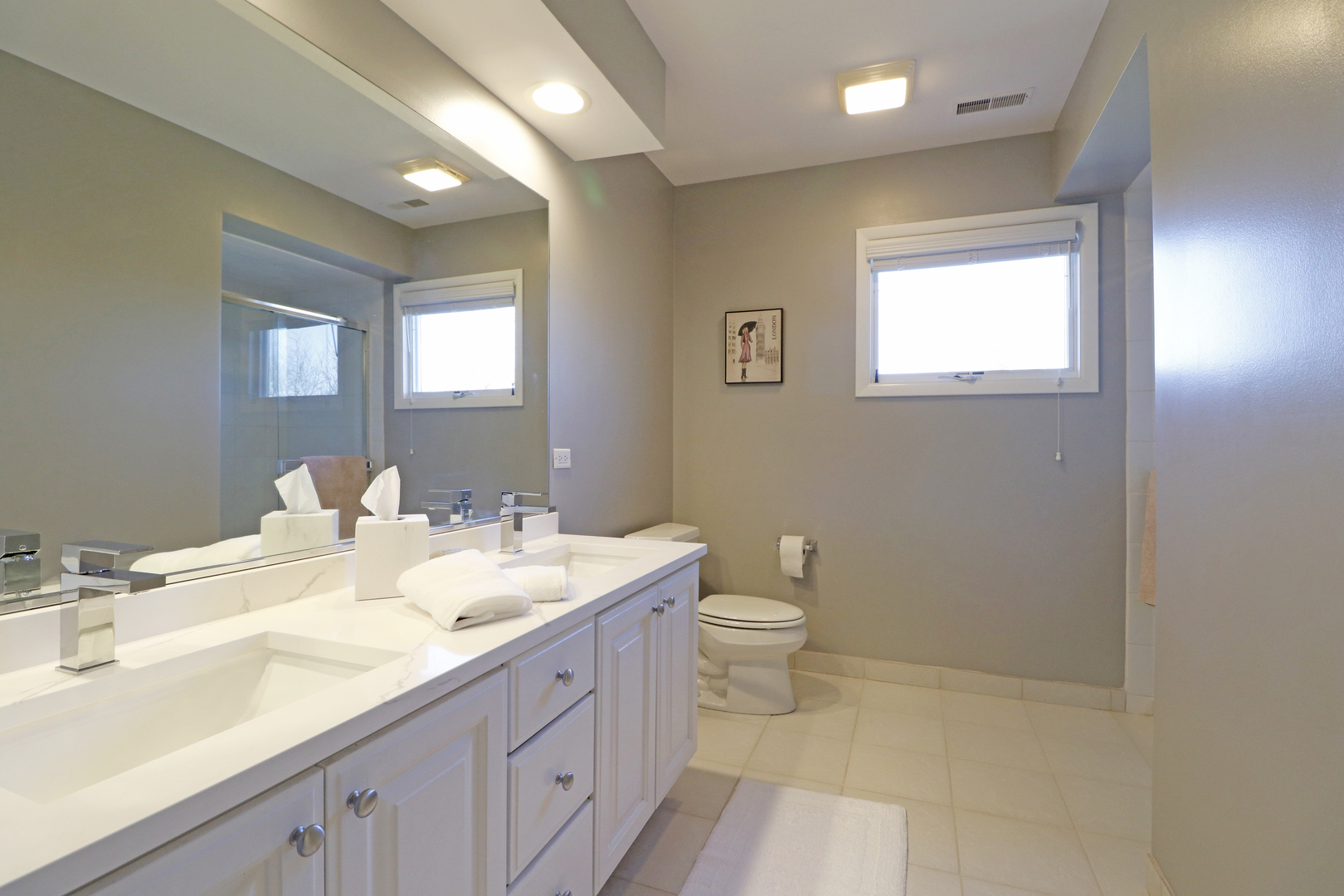 2023 Sheridan Road Buffalo Grove, IL 60089 - Photo 30 of 45