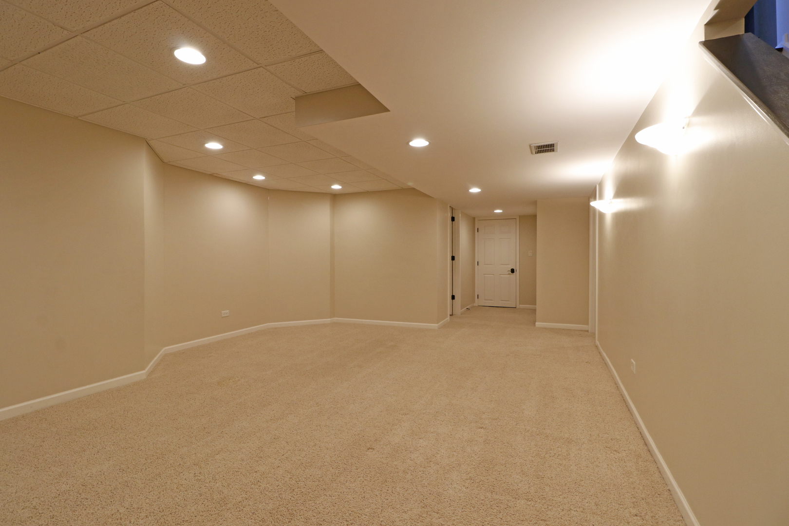 2023 Sheridan Road Buffalo Grove, IL 60089 - Photo 31 of 45