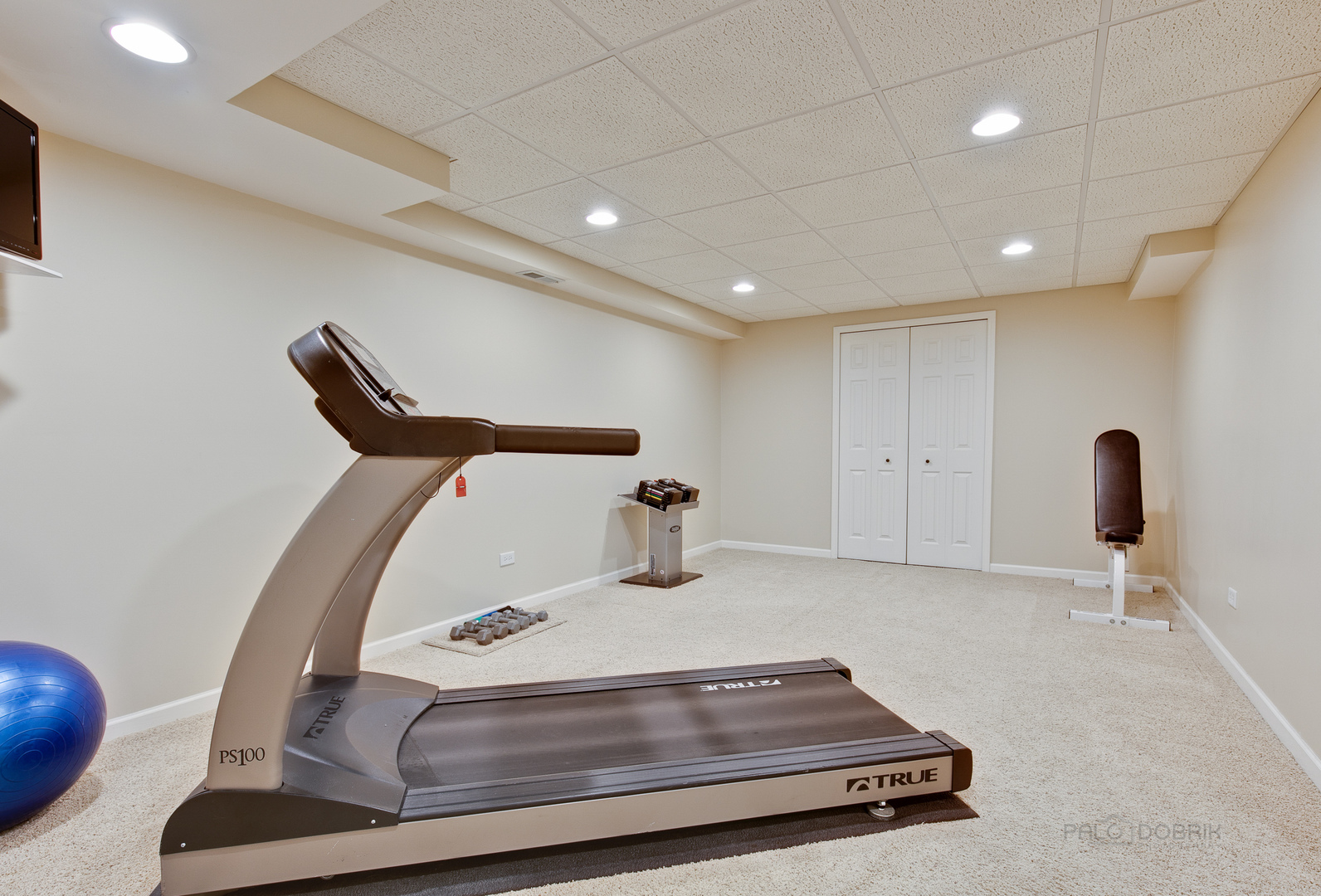 2023 Sheridan Road Buffalo Grove, IL 60089 - Photo 35 of 45