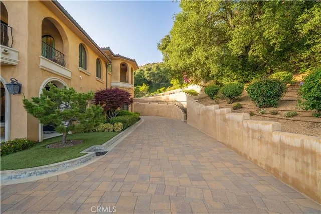 $3,998,000 | 1051 Oak Canyon Lane, Glendora, CA 91741