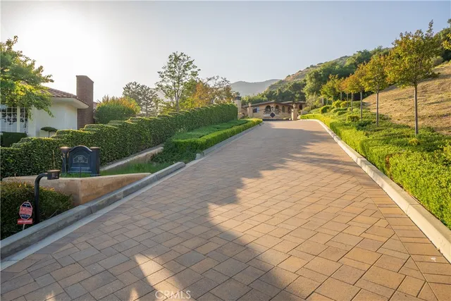 $3,998,000 | 1051 Oak Canyon Lane, Glendora, CA 91741