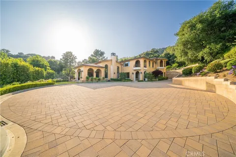 $3,998,000 | 1051 Oak Canyon Lane, Glendora, CA 91741