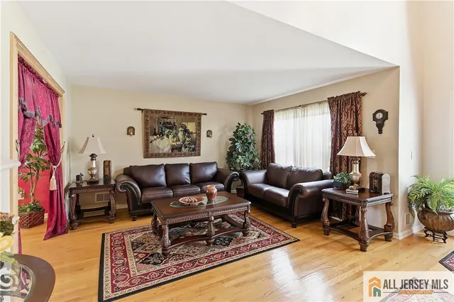 $760,000 | 12 Madison Drive, Helmetta, NJ 08828