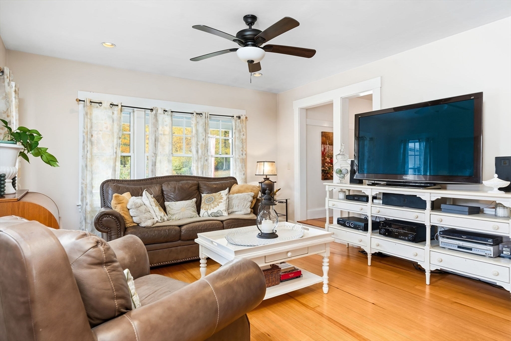 840 Fisher Road Fitchburg, MA 01420 - Photo 7 of 42