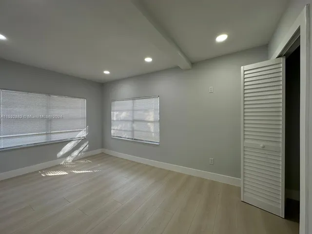 a view of empty room