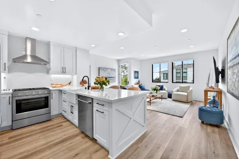 $1,549,999 | 1101 Catania Court, Unit 201, Encinitas, CA 92024