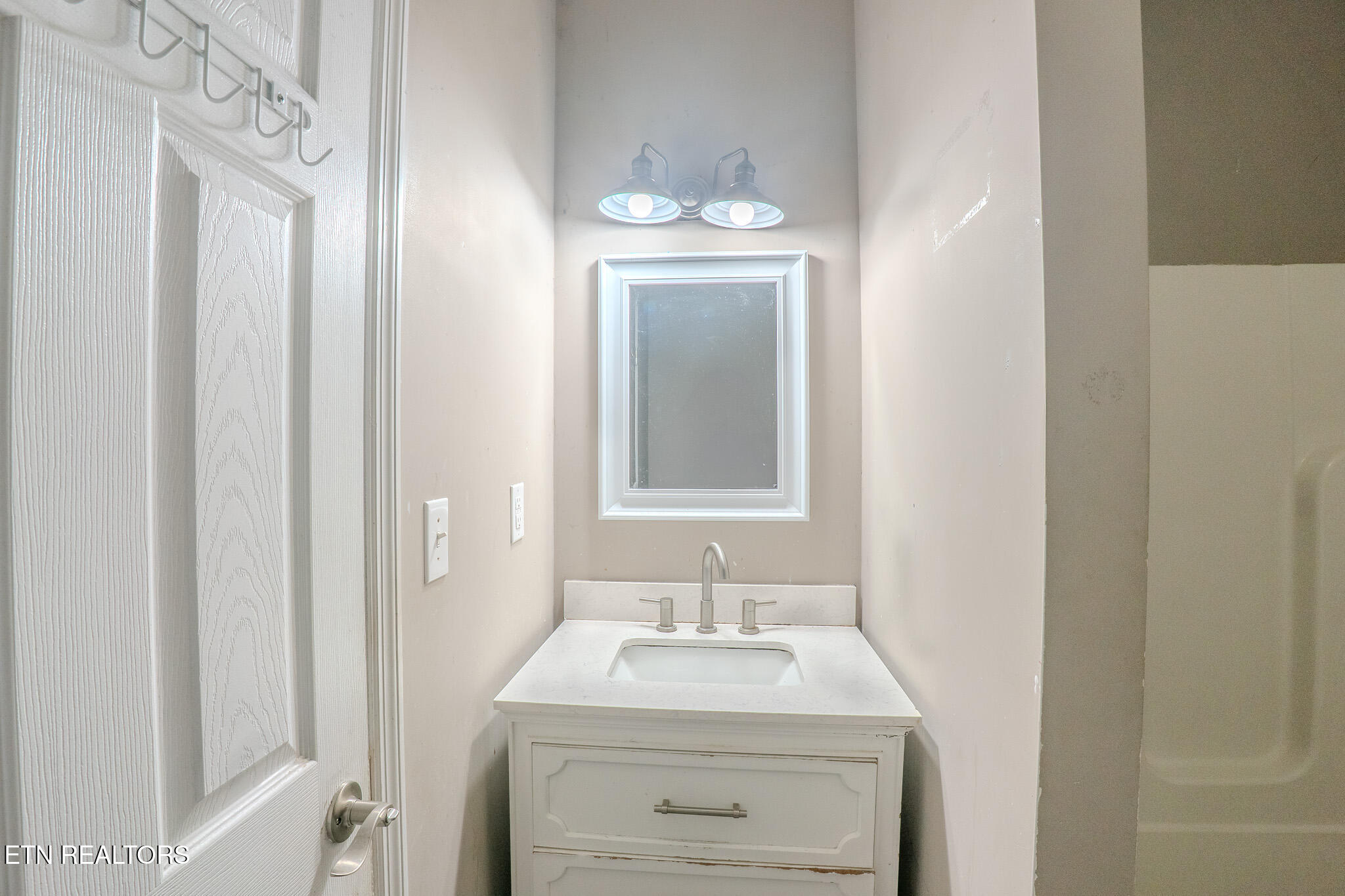 835 East Lincoln Road Alcoa, TN 37701 - Photo 29 of 43 DSC09754-HDR