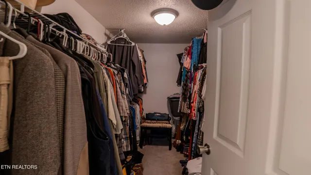 $499,900 | 835 East Lincoln Road, Alcoa, TN 37701