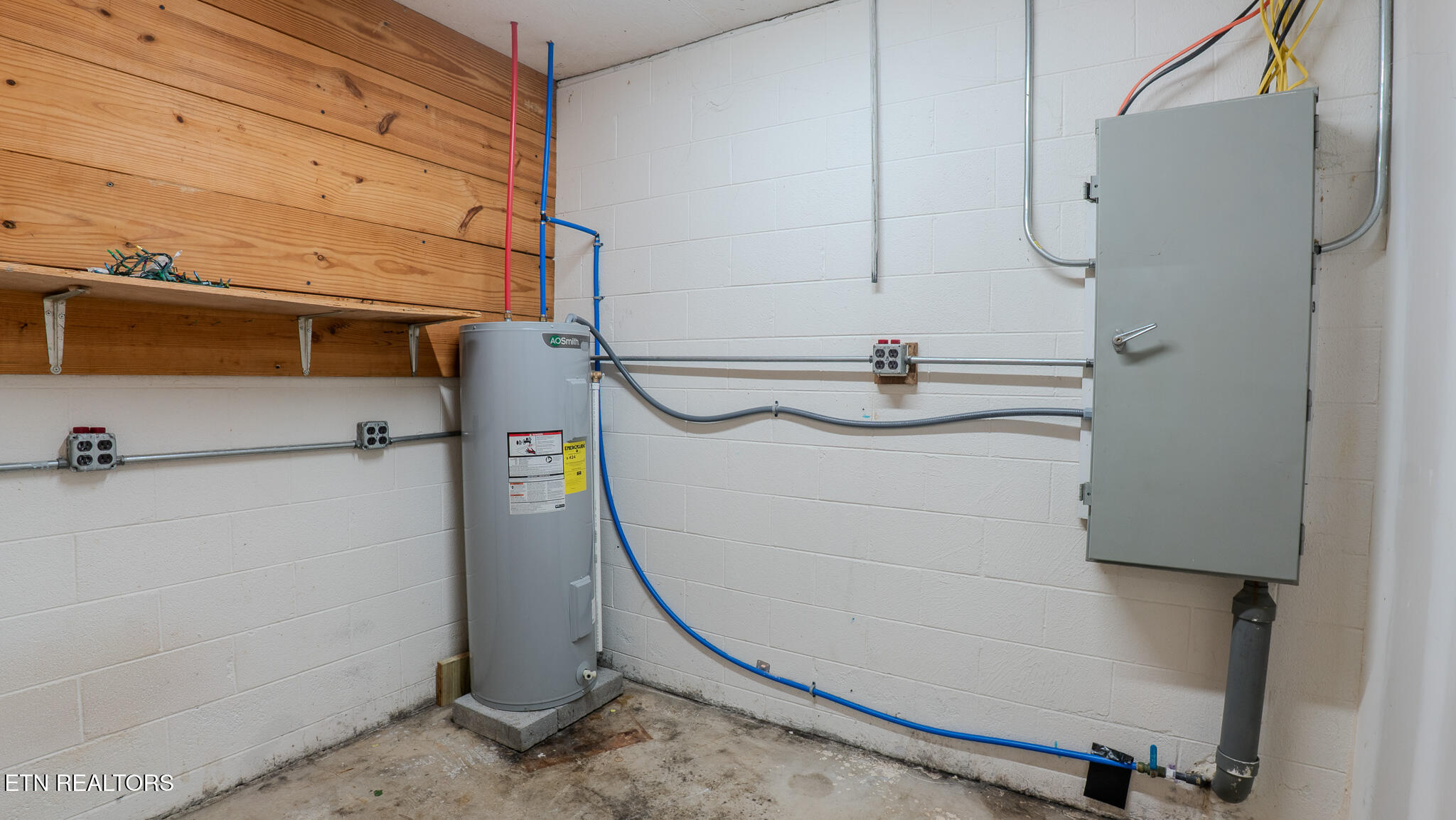 835 East Lincoln Road Alcoa, TN 37701 - Photo 37 of 43 DSC09713