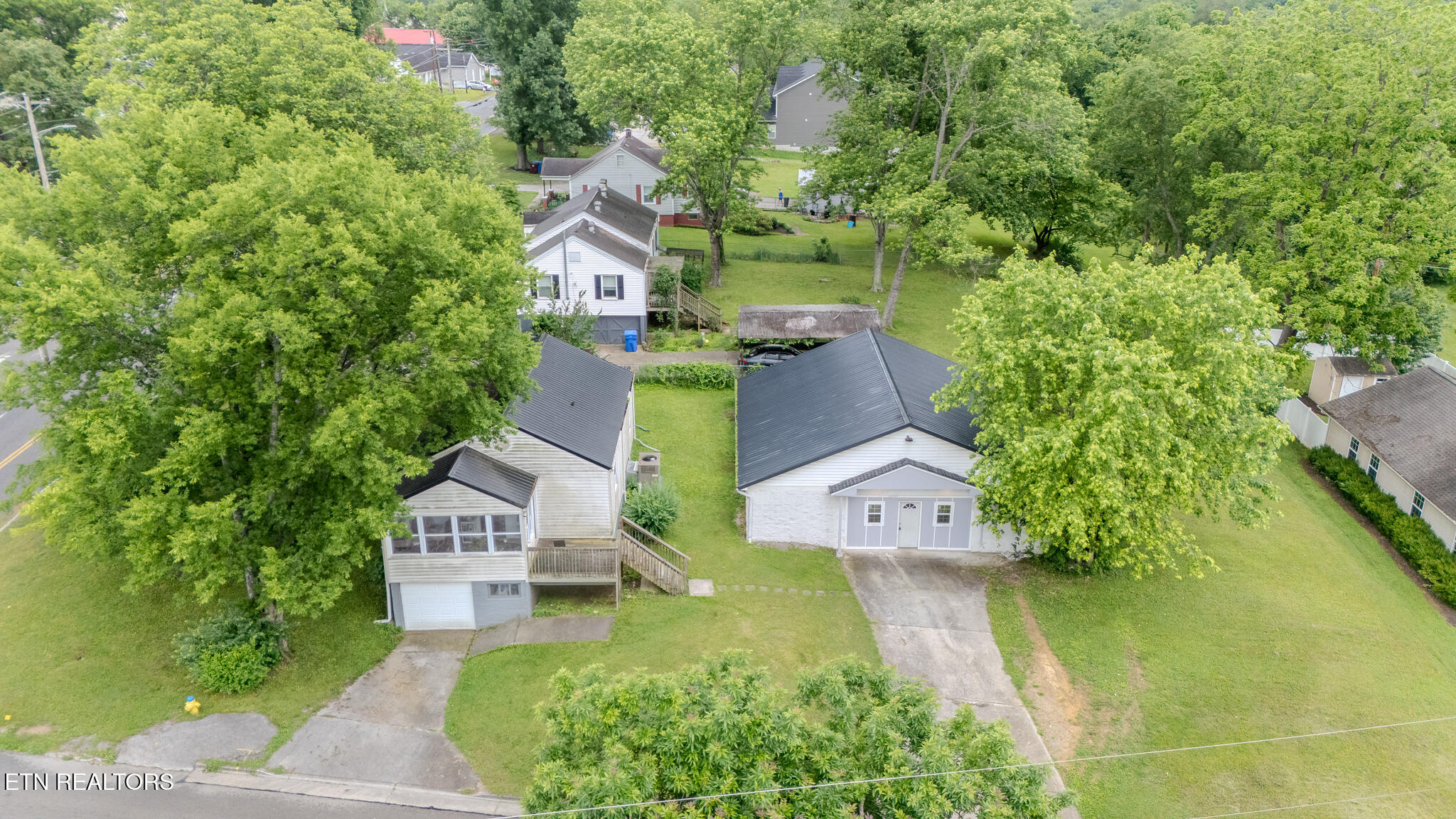 835 East Lincoln Road Alcoa, TN 37701 - Photo 42 of 43 DJI_20250519115741_0021_D