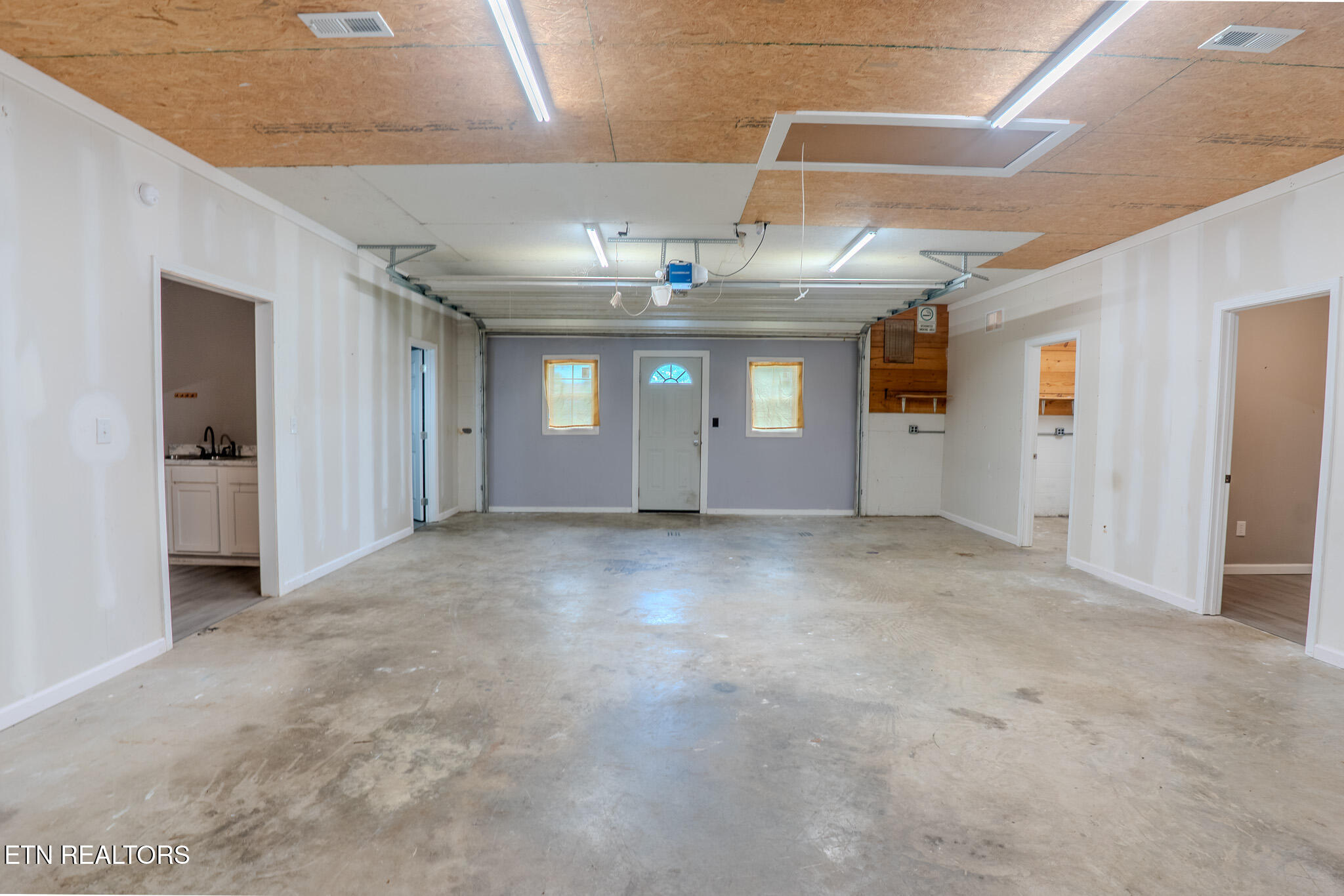 835 East Lincoln Road Alcoa, TN 37701 - Photo 6 of 43 DSC09613-HDR