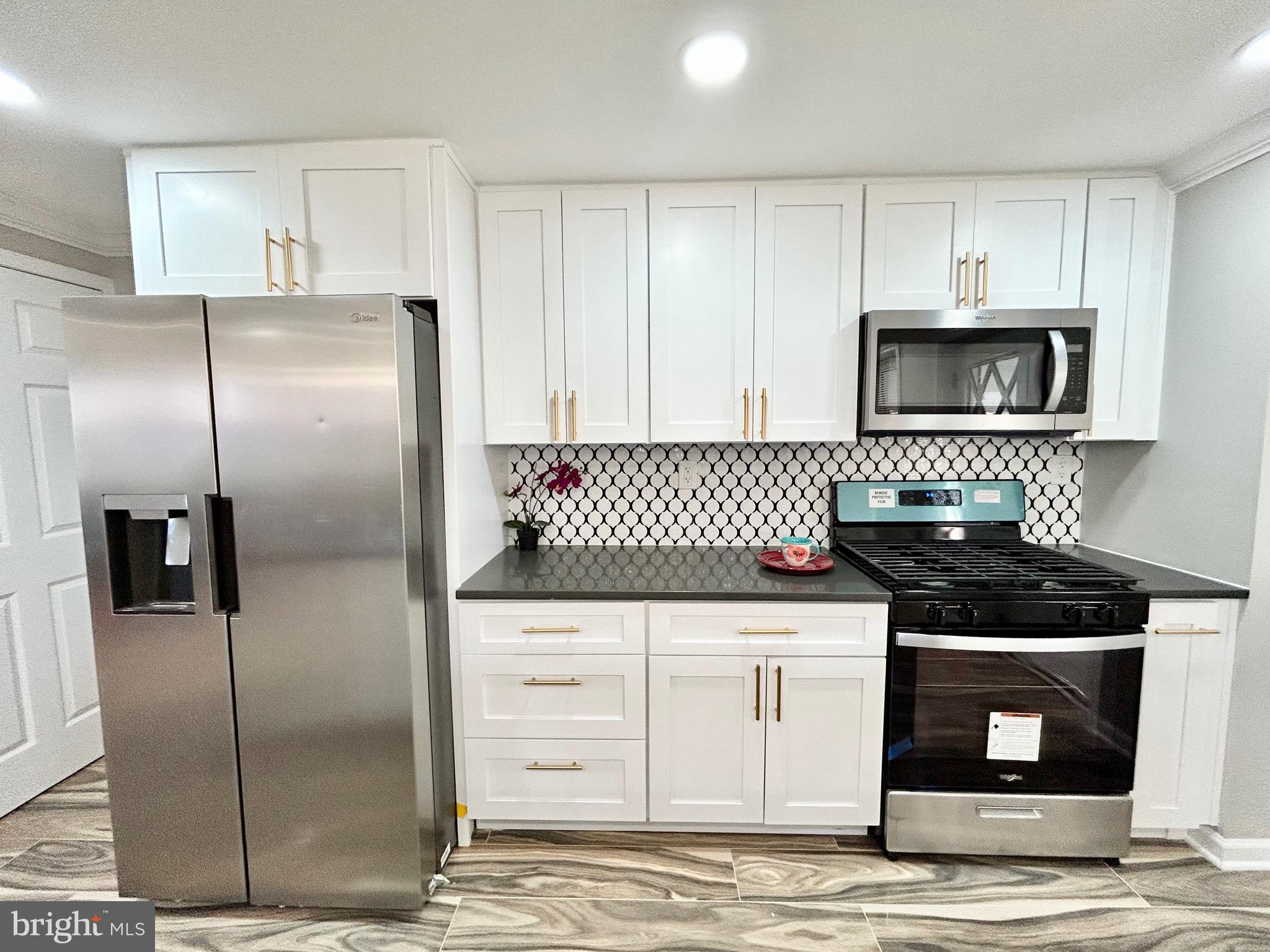 5426 Bucknell Road Baltimore, MD 21206 - Photo 9 of 30 Gallery Image 9