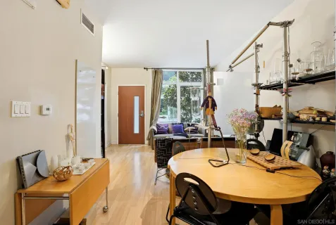 $449,000 | 425 West Beech Street, Unit 107, San Diego, CA 92101