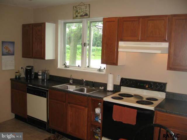 4203 Delta Road Airville, PA 17302 - Photo 3 of 24 Gallery Image 3