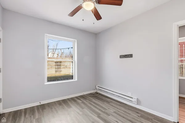 $1,300 | 16 East 118th Place, Unit 1F, Chicago, IL 60628