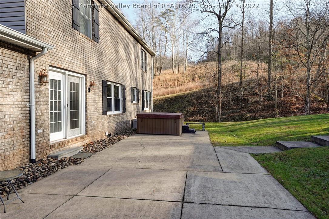 1042 Dairy Road Poca, WV 25159 - Photo 32 of 42 Gallery Image 32