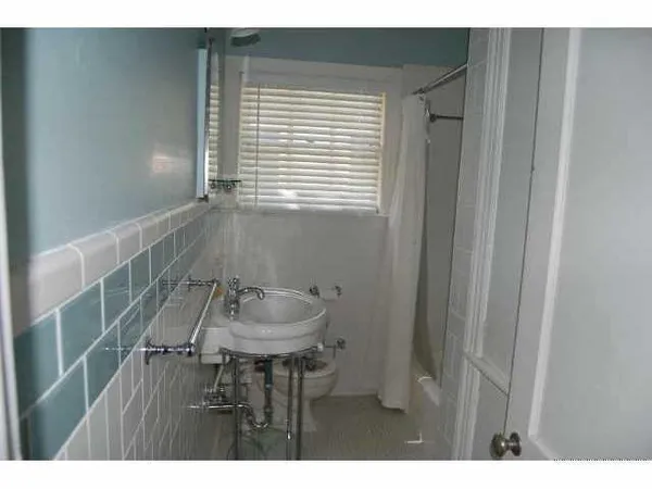 $2,500 | 1308 Crestwood Road, Unit A, Austin, TX 78722