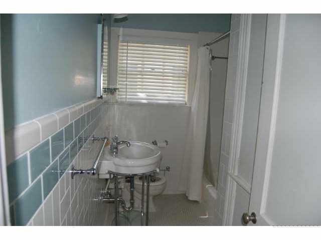 1308 Crestwood Road, Unit A Austin, TX 78722 - Photo 4 of 8