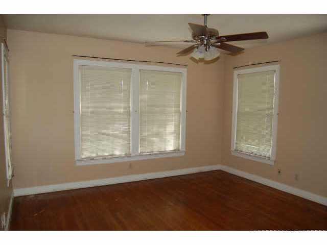 1308 Crestwood Road, Unit A Austin, TX 78722 - Photo 6 of 8