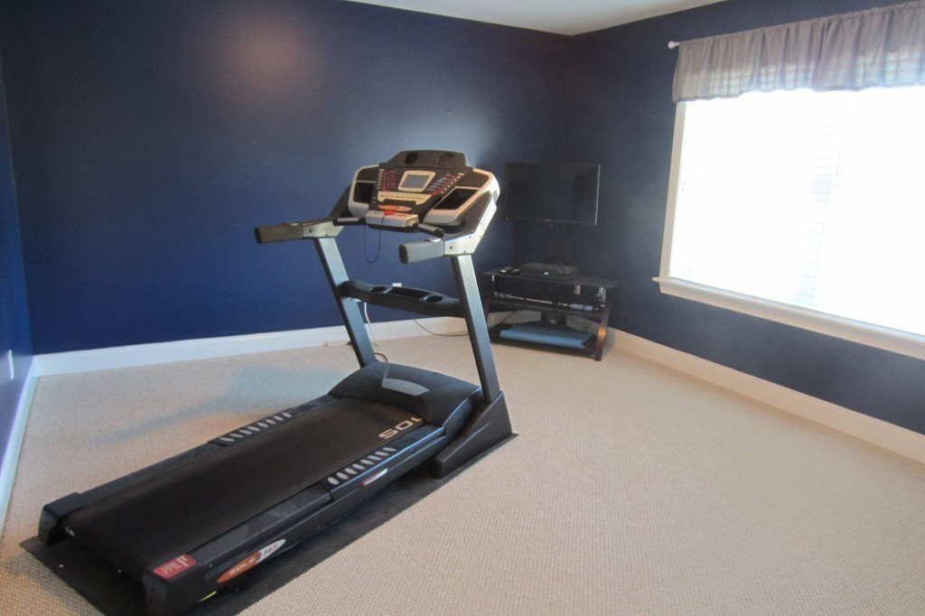 8 Chelsie Way Charlton, MA 01507 - Photo 19 of 30