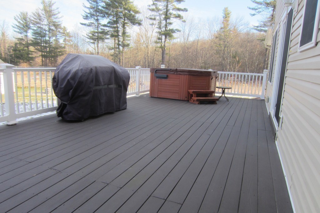 8 Chelsie Way Charlton, MA 01507 - Photo 28 of 30