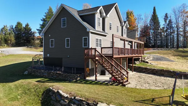 $565,000 | 131 Buchler Road, Lyndon, VT 05851