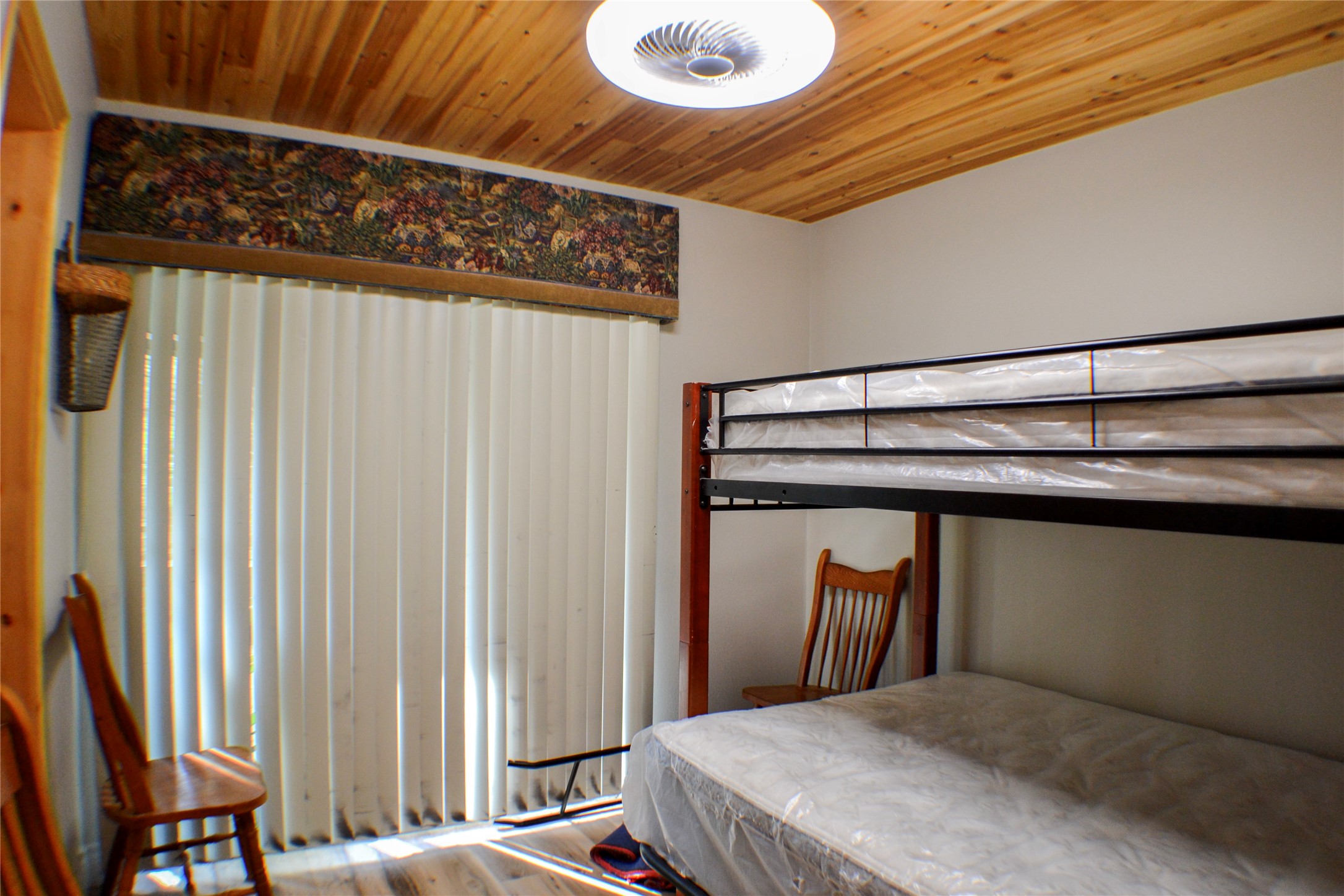 30 Putters Point West Point Blank, TX 77364 - Photo 16 of 20 Bedroom with balcony overlooking the lot