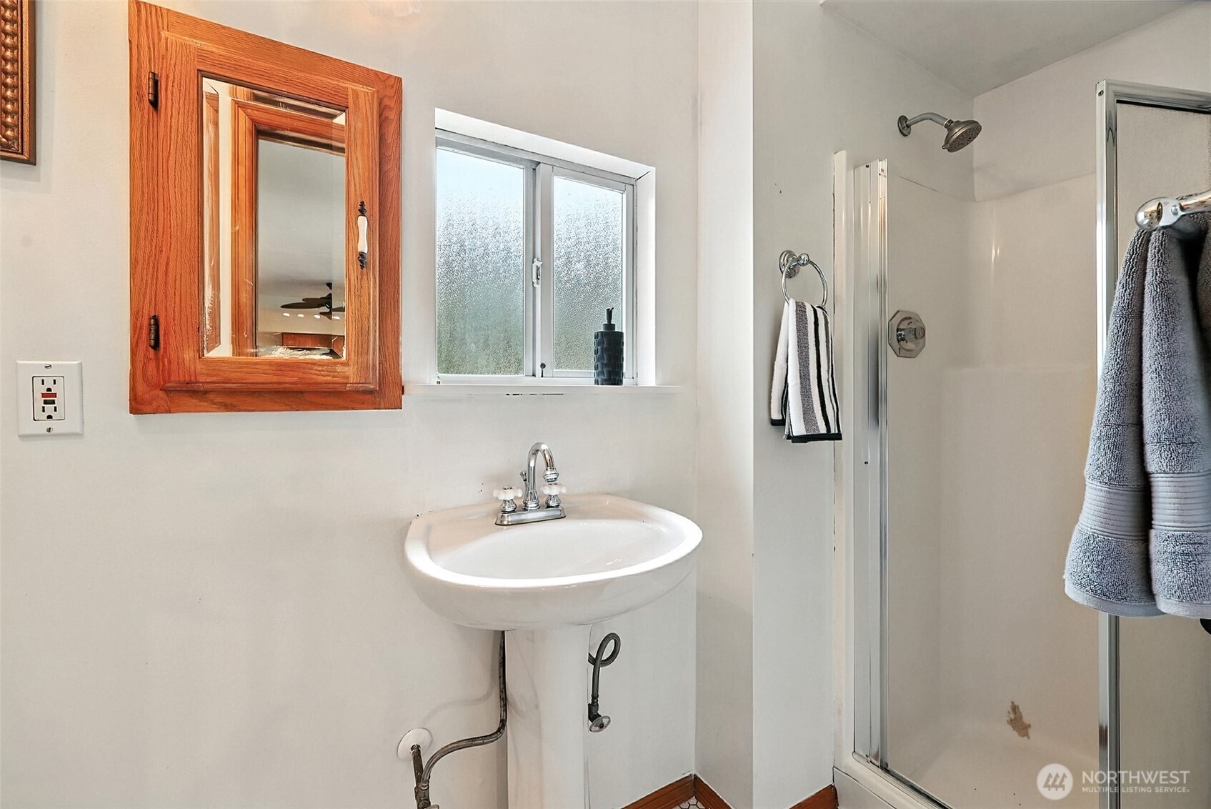 3647 Renton Avenue South Seattle, WA 98108 - Photo 17 of 39